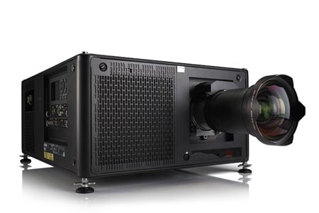 Универсальный и мощный инсталляционный проектор Barco UDX-W22