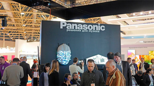 Panasonic представил первый в мире лазерный проектор с яркостью 6500 люмен на выставке ISR 2014