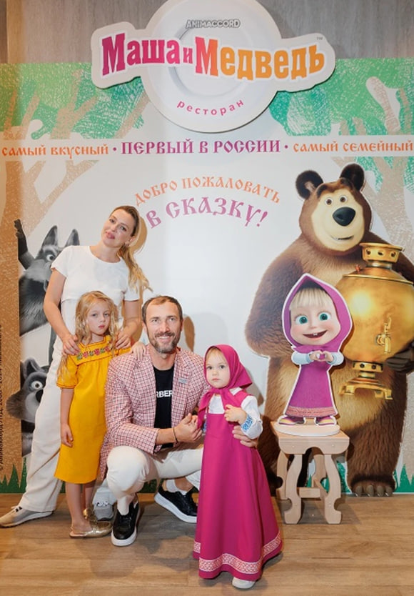 Фото с владельцами.png