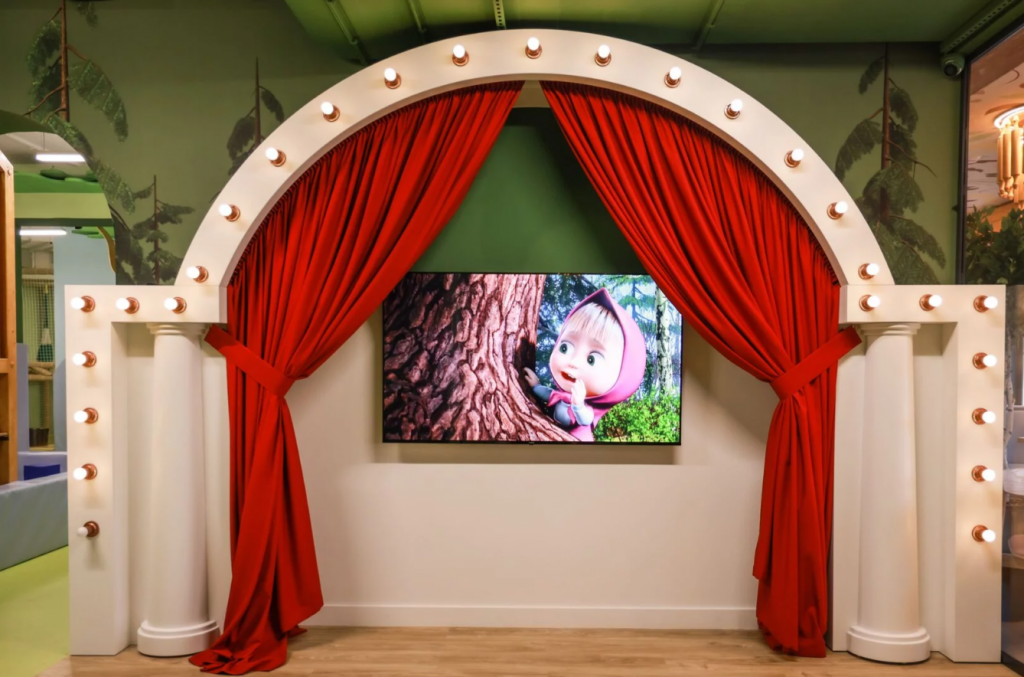 Зона с телевизором.png